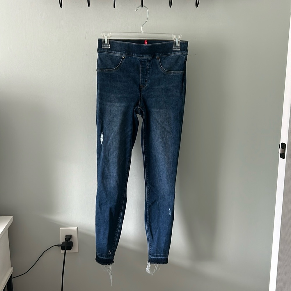 Spanx Distressed Jeans Size Small.